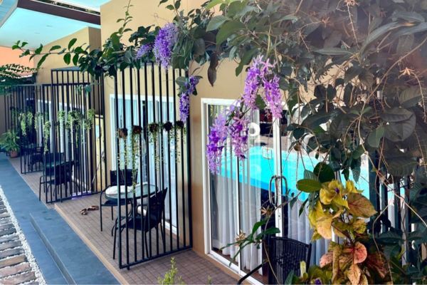 pool-side-accommodation-balcony-area